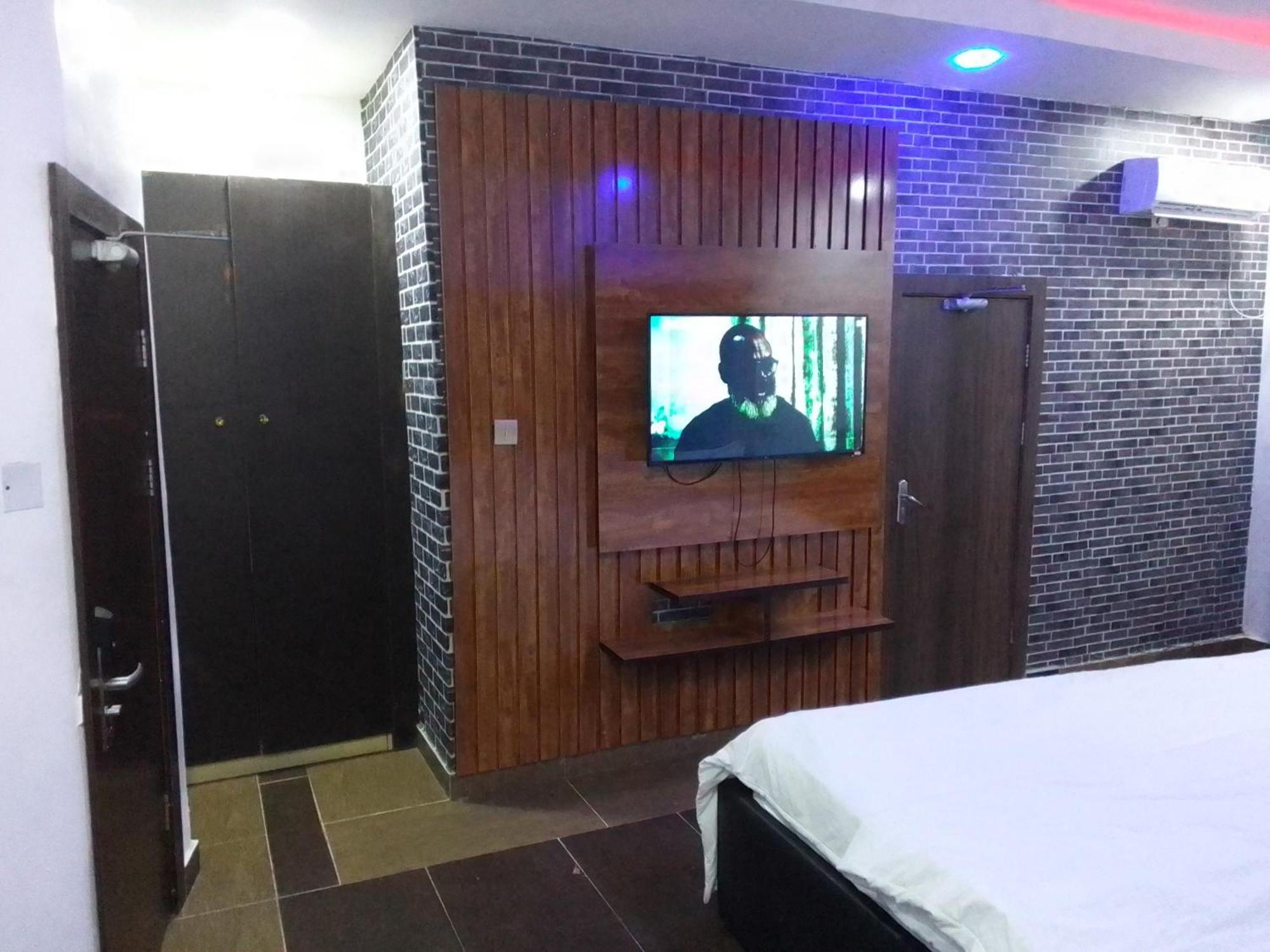 Exclusive Mansion Lekki Phase 1 Hotell Ilado Eksteriør bilde